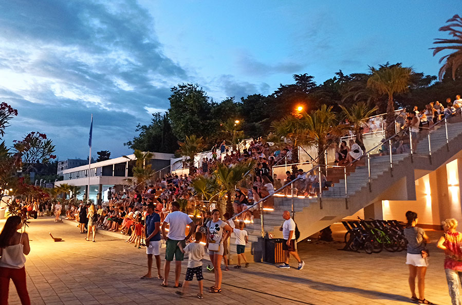 Ривьера пляж